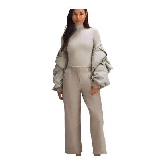 Lululemon Riverstone Nulu Turtleneck Long-Sleeve Bodysuit Size 6 Small NWOT - Picture 2 of 9